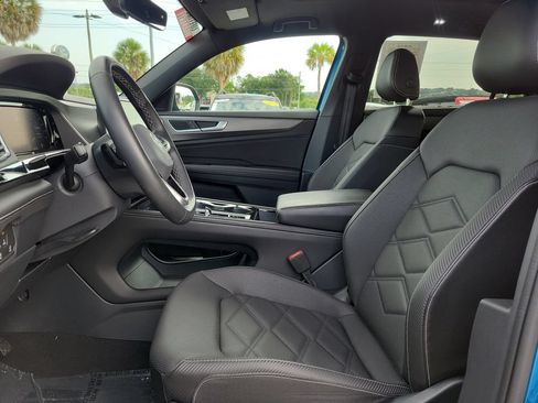 Used 2024 Volkswagen Atlas Cross Sport SE FWD image 14