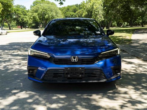 Used 2024 Honda Civic Sport image 3