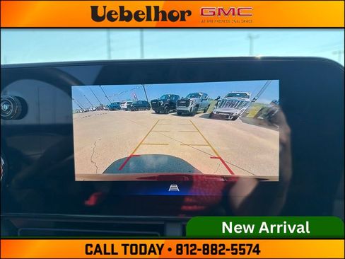 Used 2024 Chevrolet Trax RS w/ Driver Confidence Package FWD image 25