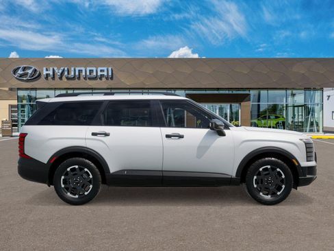 Certified 2026 Hyundai Palisade XRT Pro AWD/4WD image 7