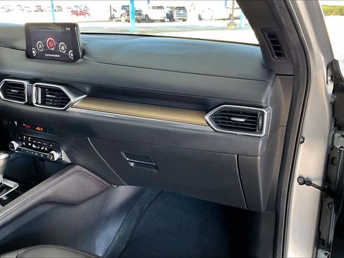 Used 2020 MAZDA CX-5 Signature image 19