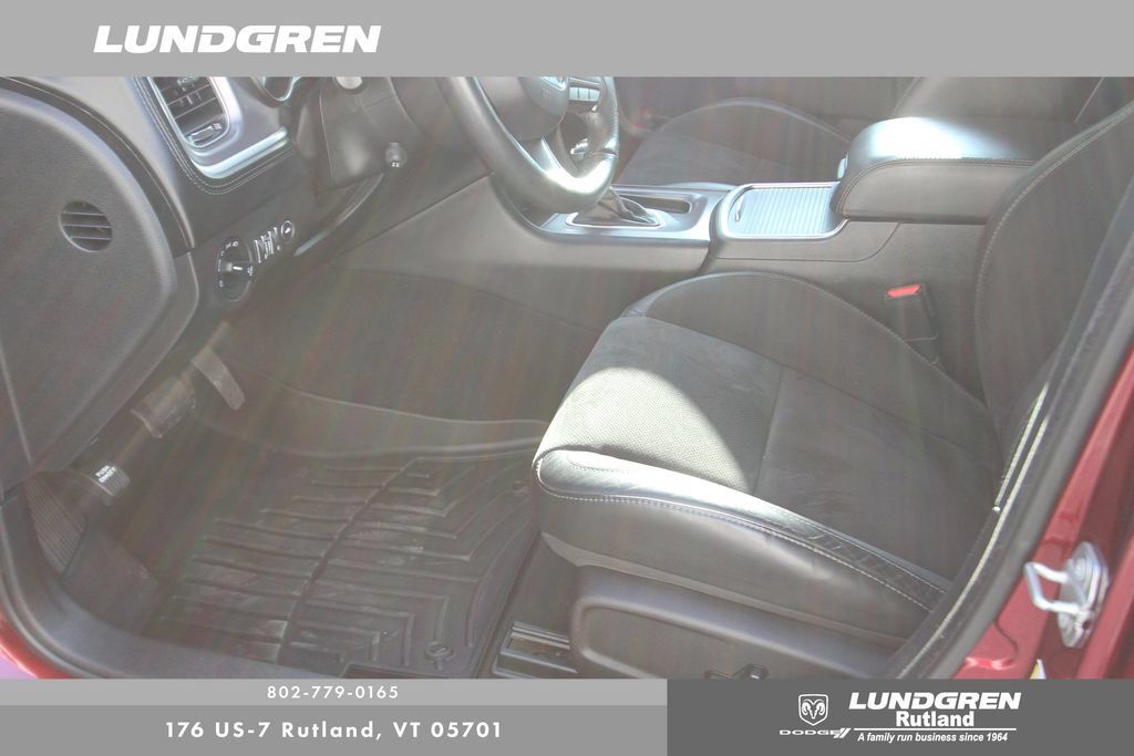 Used 2019 Dodge Charger R/T w/ Plus Group RWD image 16