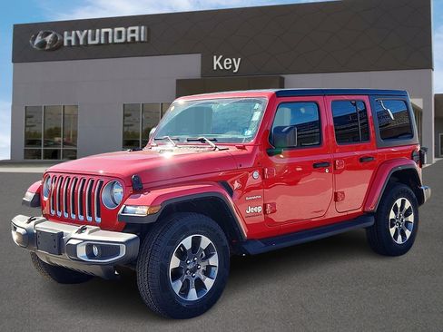 Used 2023 Jeep Wrangler Unlimited Sahara w/ Dual Top Group image 7