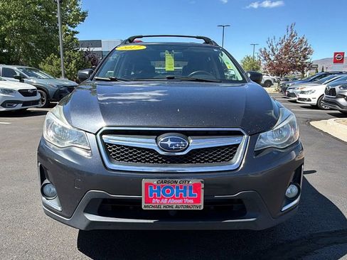 Used 2017 Subaru Crosstrek 2.0i Premium w/ Moonroof Package AWD/4WD image 8