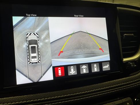 New 2026 Chrysler Pacifica Select FWD image 33