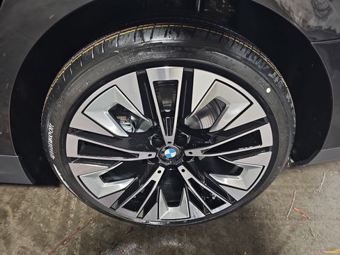 New 2026 BMW 530i xDrive 530i xDrive w/ Premium Package image 34