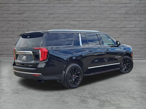Used 2021 GMC Yukon XL SLT w/ Rear Media and Nav Package AWD/4WD image 6