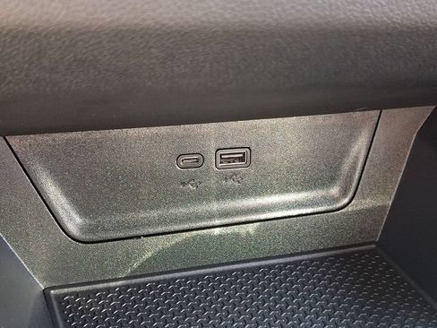 Certified 2026 Chevrolet Equinox LT FWD image 23