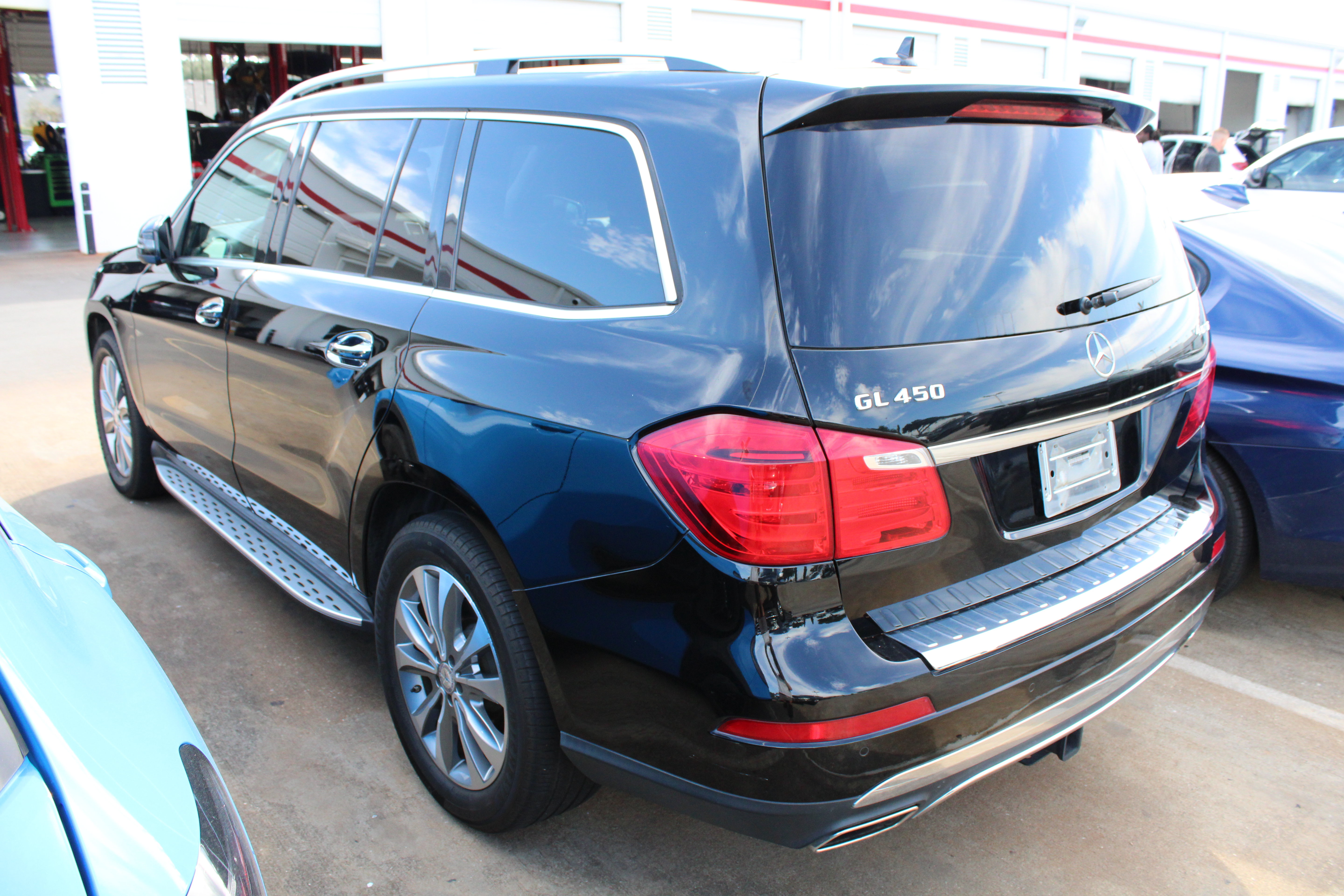Used 2014 Mercedes-Benz GL 450 4MATIC image 7