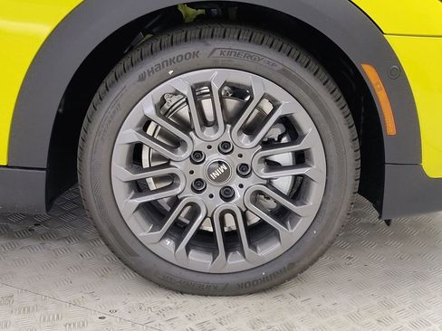 New 2026 MINI Cooper S image 4