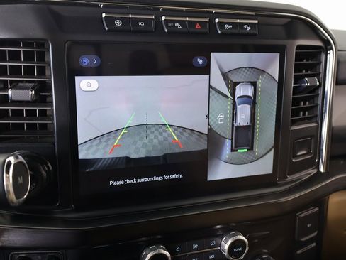 Used 2024 Ford F250 Lariat w/ Lariat Ultimate Package image 6