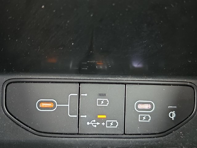 Certified 2025 Kia Sorento SX AWD/4WD image 26