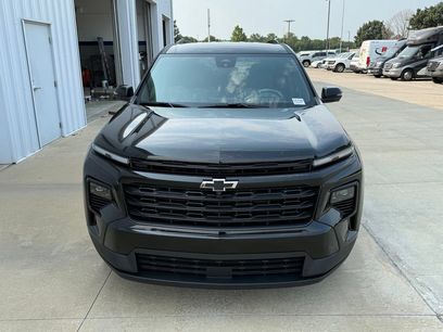 New 2027 Chevrolet Traverse LT w/ Midnight/Sport Edition