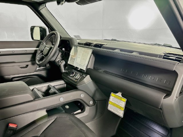 New 2026 Land Rover Defender 110 S AWD/4WD image 27