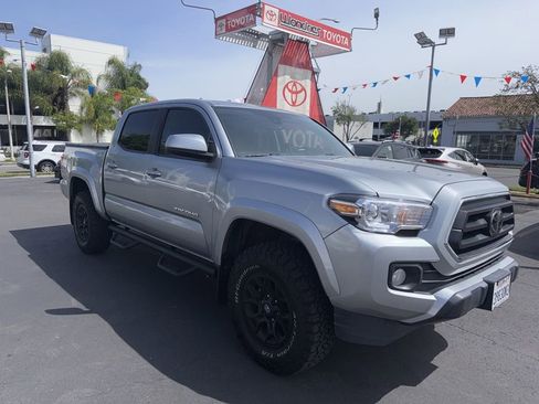 Used 2022 Toyota Tacoma SR5 image 8