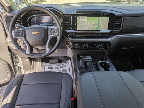 Used 2025 Chevrolet Silverado 1500 LTZ w/ LTZ Convenience Package II AWD/4WD image 27