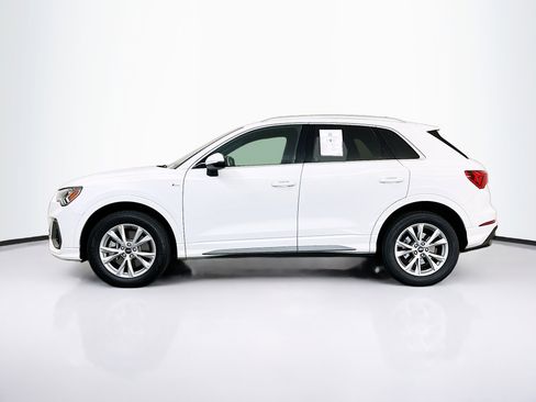 Used 2025 Audi Q3 2.0T Premium image 4