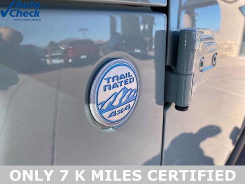 Used 2024 Jeep Wrangler Unlimited Sahara image 5