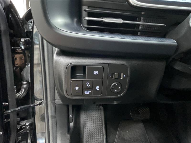 Used 2023 Hyundai Ioniq 6 SEL RWD image 22