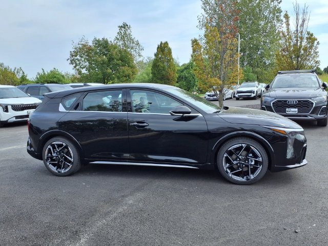 New 2026 Kia K4 GT-Line FWD image 2
