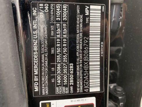 Used 2018 Mercedes-Benz GLE 350 4MATIC image 33