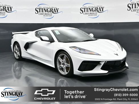 Used 2025 Chevrolet Corvette Stingray Premium Cpe w/ Z51 Performance Package image 1