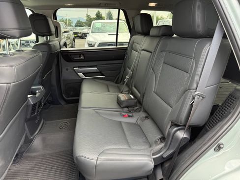 Used 2024 Toyota Sequoia SR5 w/ SR5 Premium Package AWD/4WD image 5