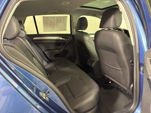 Used 2015 Volkswagen Golf TDI SE FWD image 5