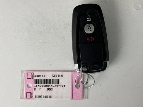 Used 2021 Ford Bronco Big Bend image 11