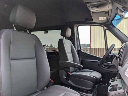 New 2025 Mercedes-Benz Sprinter 2500 image 13