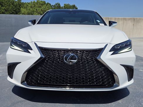Used 2025 Lexus ES 350 w/ Accessory Package (Z2) FWD image 8
