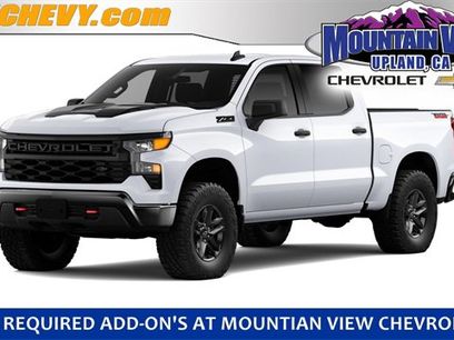 New 2026 Chevrolet Silverado 1500 Custom Trail Boss w/ LPO, Dark Essentials Package