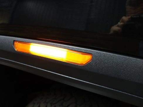 Used 2022 GMC Sierra 2500 Denali w/ Technology Package image 12