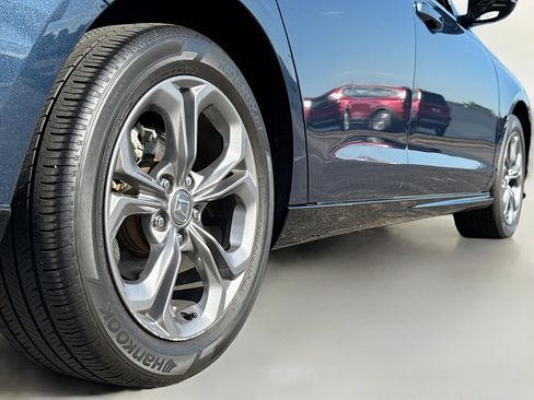 Used 2023 Honda Accord EX-L image 15