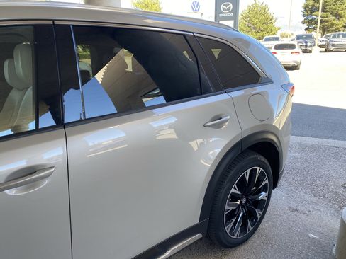 Used 2026 MAZDA CX-90 Plug-In Hybrid w/ Premium Plus AWD/4WD image 59
