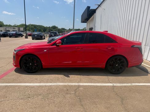 Used 2020 Cadillac CT4 Sport w/ Climate Package RWD image 3