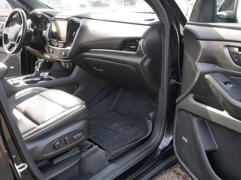Used 2022 Chevrolet Traverse Premier w/ Redline Edition image 21
