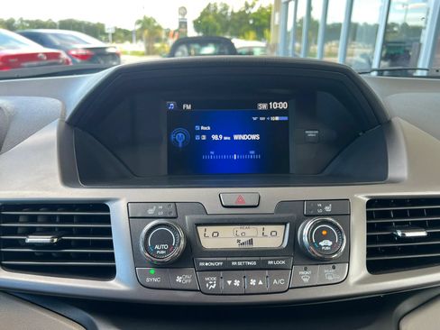 Used 2016 Honda Odyssey EX-L image 10
