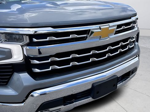 Used 2025 Chevrolet Silverado 1500 LTZ w/ LTZ Premium Texas Edition AWD/4WD image 35