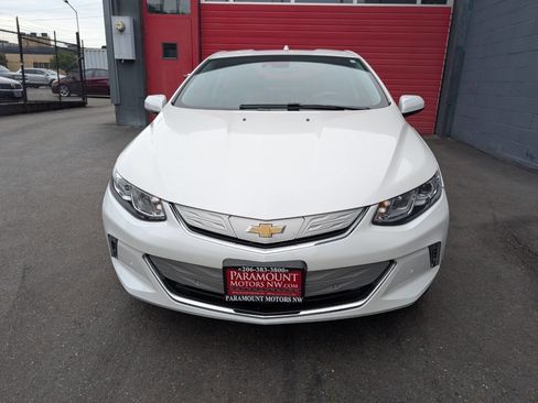 Used 2017 Chevrolet Volt Premier w/ Driver Confidence II Package image 7