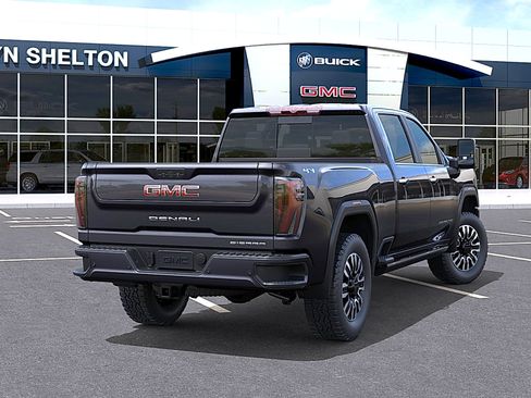 New 2026 GMC Sierra 2500 Denali Ultimate AWD/4WD image 4