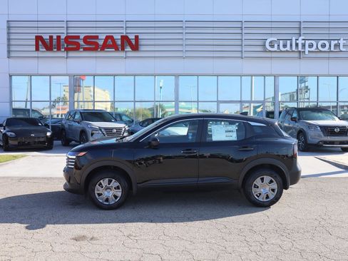 New 2026 Nissan Kicks S image 3