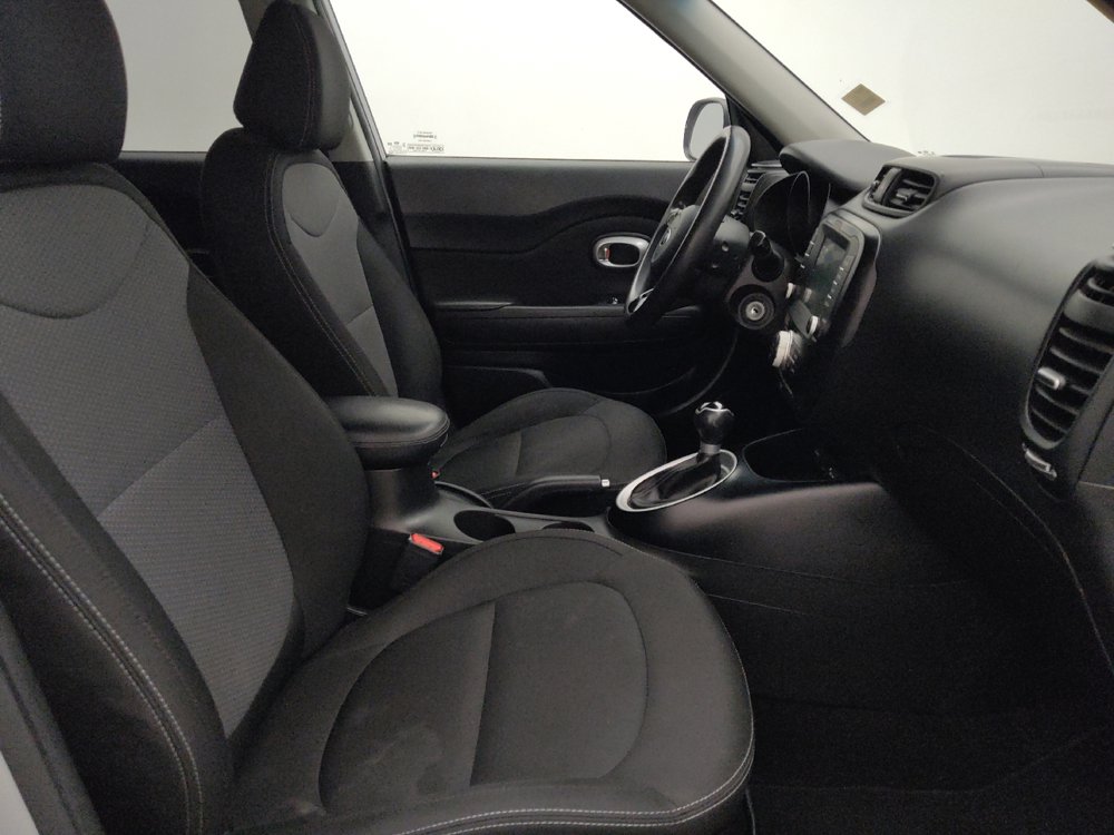 Used 2019 Kia Soul + FWD image 21