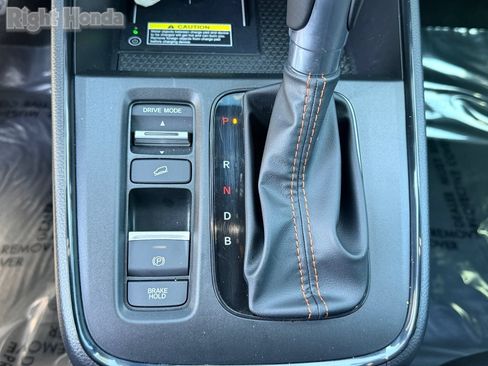 Used 2025 Honda CR-V Sport-L image 28