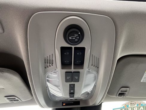 Used 2017 GMC Terrain Denali image 9