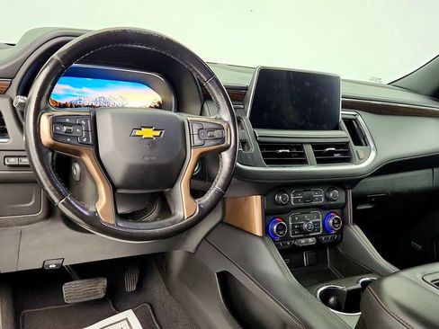 Used 2022 Chevrolet Suburban High Country AWD/4WD image 12