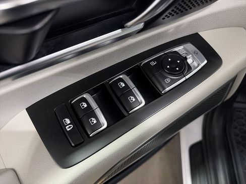 Used 2024 Kia Telluride EX image 13