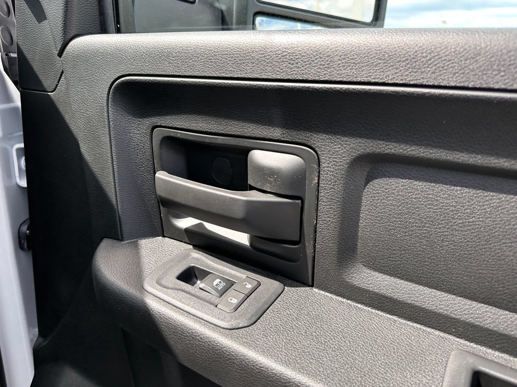 New 2026 RAM 3500 Tradesman AWD/4WD image 13