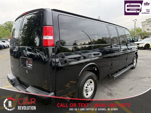 Used 2019 Chevrolet Express 3500 LS RWD image 6