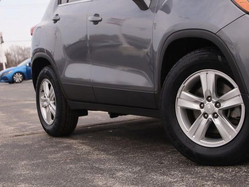 Used 2020 Chevrolet Trax LT image 3